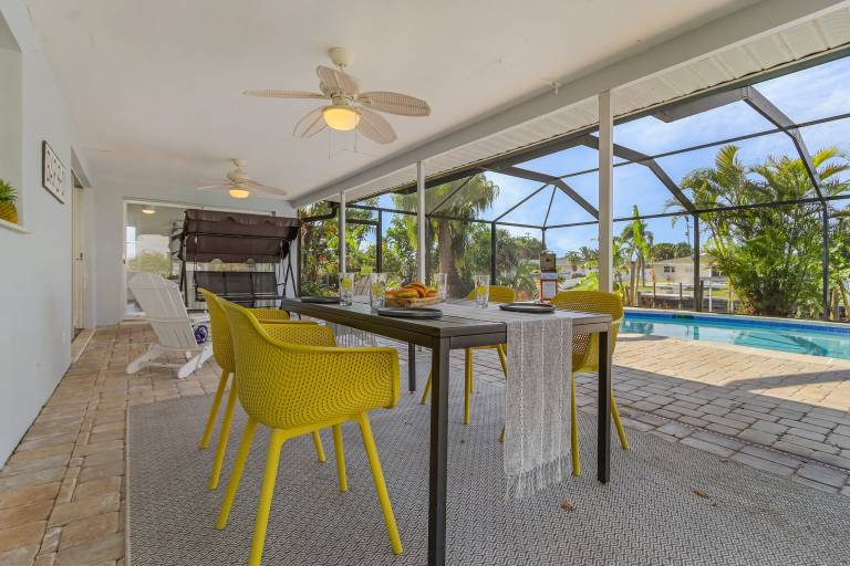Family-friendly ample vacation home with barbecue & private pool | Pets allowed — photo 3