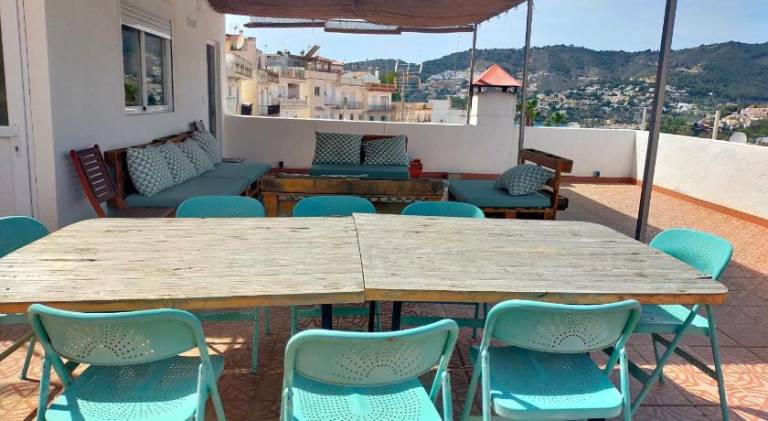 Rental apartment with patio & barbecue | Beach nearby | Pets are welcome in Almunecar