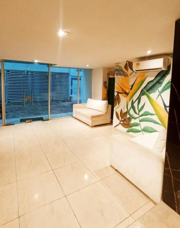 Apartment with pool — photo 2