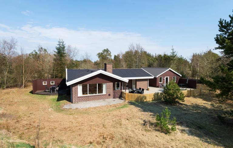 Feriehus  Henne Strand
