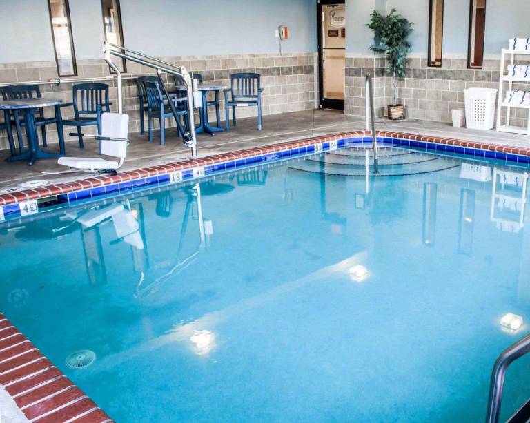 Sleep Inn & Suites Virginia Horse Center — photo 3