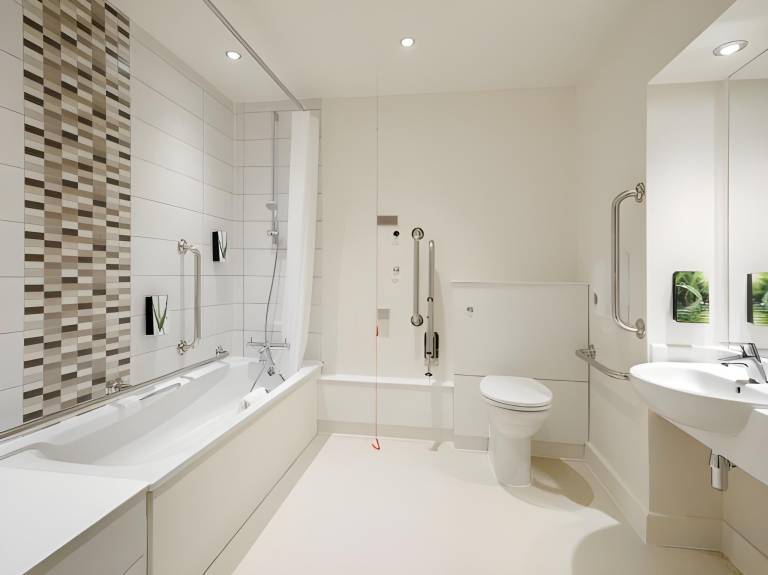 Premier Inn Edinburgh City Centre Royal Mile — photo 2