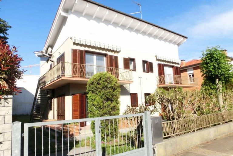 Holiday apartment with yard | Close to the beach | Pet-friendly — photo 3