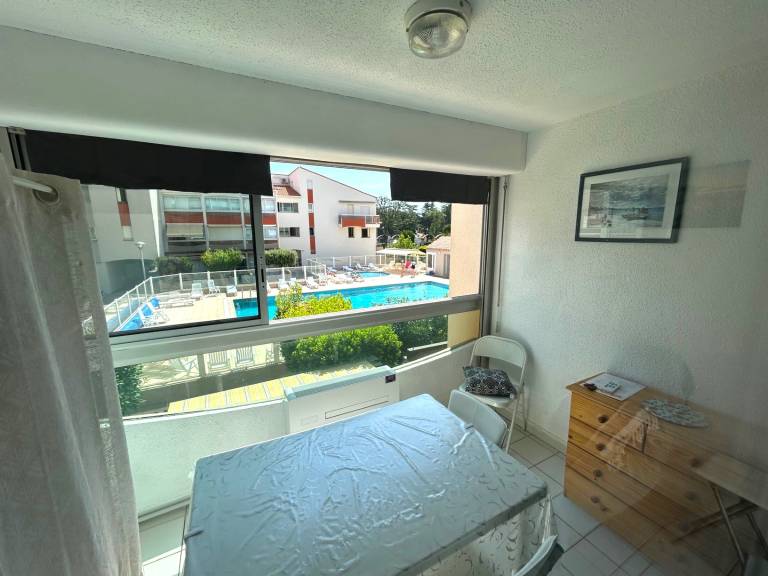Charming studio with pool | Close to the beach | Pets are welcome — photo 2