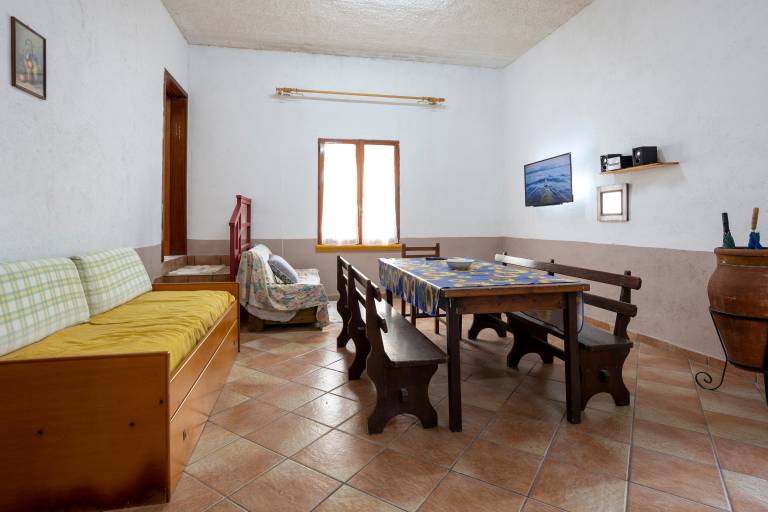 Holiday Home 'Villetta Il Gallo' with Terrace, Garden & Wi-Fi — photo 4