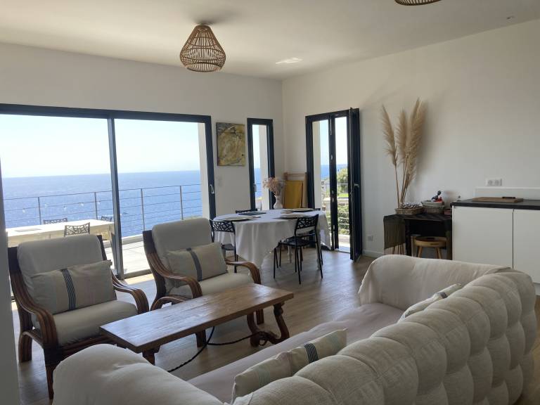 Children-friendly villa with private pool, BBQ & patio | Panoramic view | Pets are welcome — photo 3