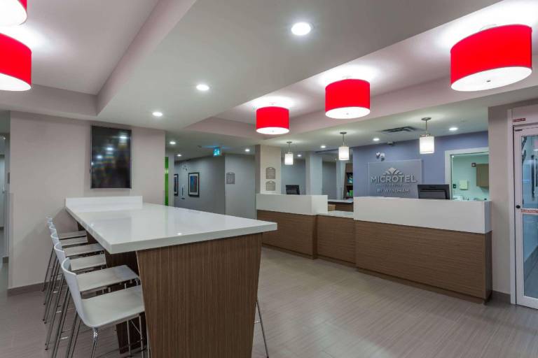 Microtel Inn & Suites by Wyndham Kitimat — photo 4