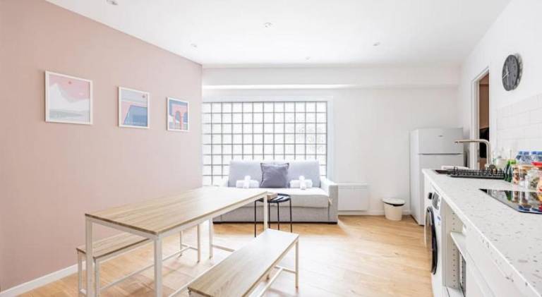 Apartment with 2 rooms for 6 persons — photo 3