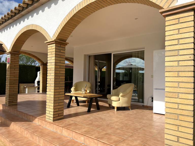 Fully equipped beautiful villa with grill, yard & private pool | Pet-friendly — photo 5