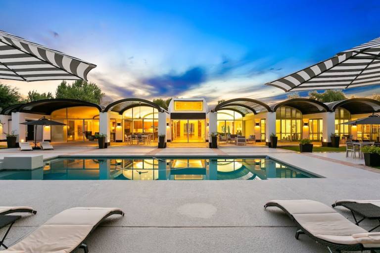 House McDowell Shadow Estates I