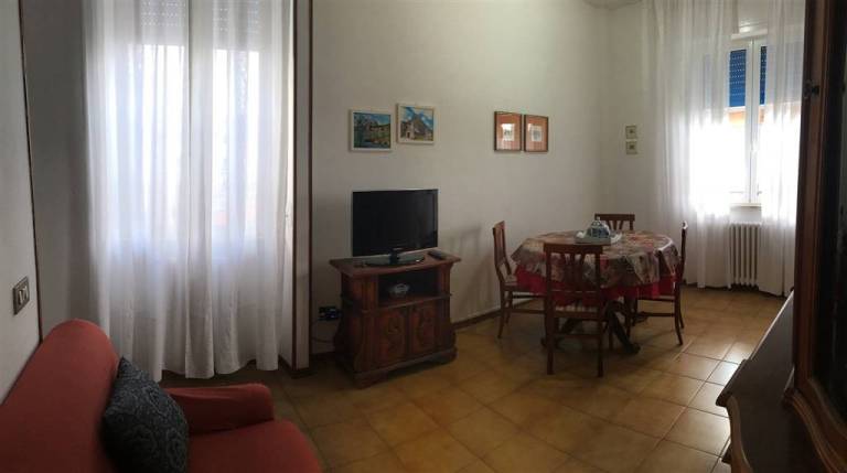 Apartment with 2 rooms for 5 persons — photo 2