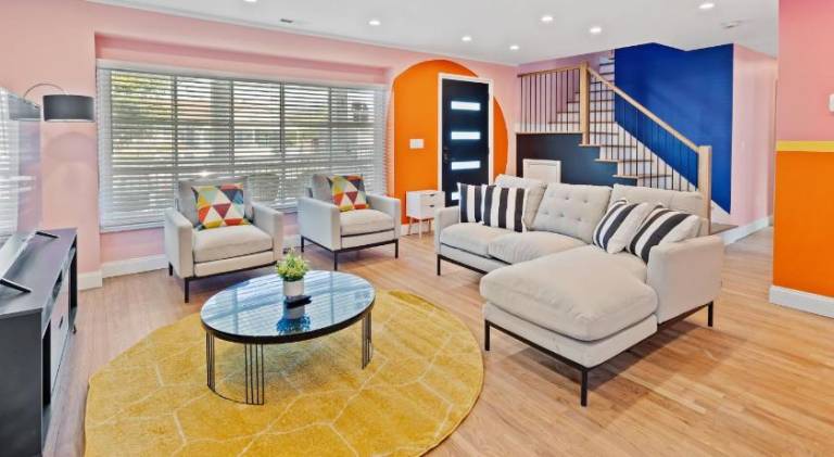 Stylishly Renovated 5-Bedroom Home in AC - Perfect for Groups and Families in Absecon, NJ