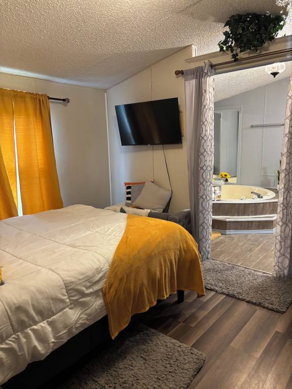 Mobile home Devils Elbow