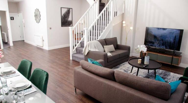 Apartment with 2 rooms for 6 persons in Swindon