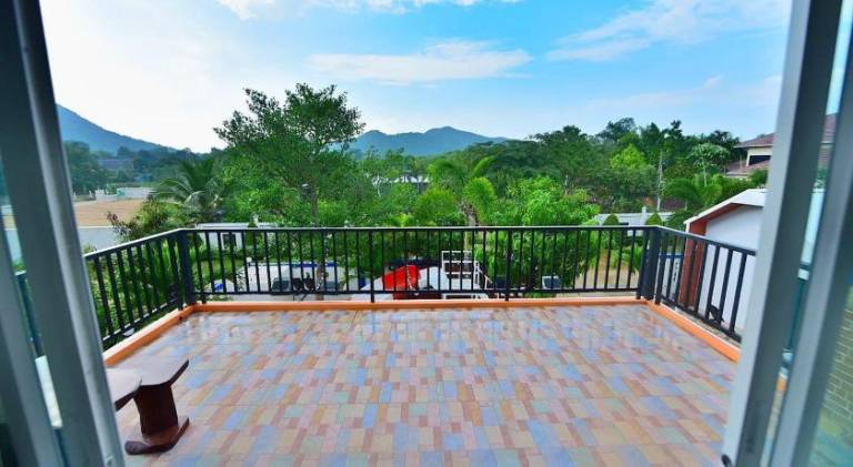 Villa with pool | Pets are welcome — photo 5
