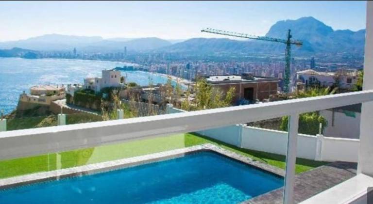 Villa with pool — photo 3