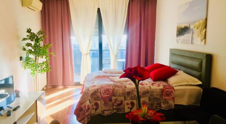 Holiday apartment with jacuzzi — photo 2