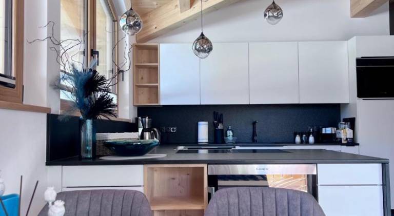 Holiday apartment with yard & terrace — photo 2