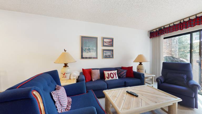 Wonderful condo with sauna, grill & pool | Next to the ski | Pets allowed — photo 5