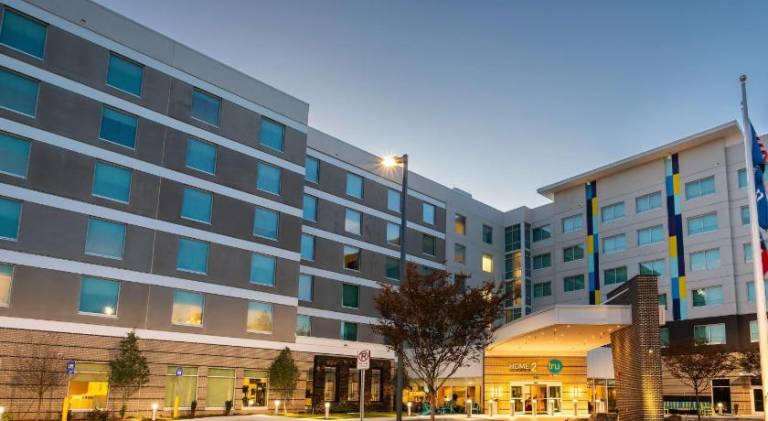Tru by Hilton Atlanta Airport College Park — photo 2
