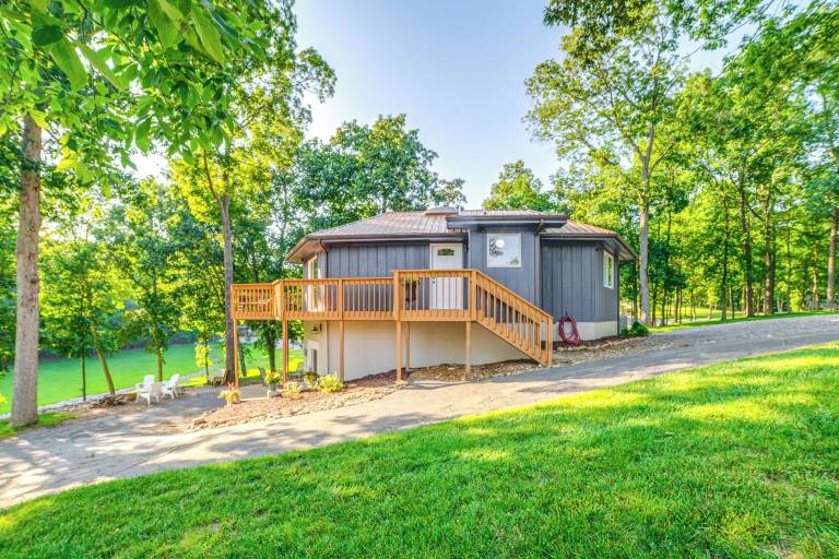 House  Gilbertsville