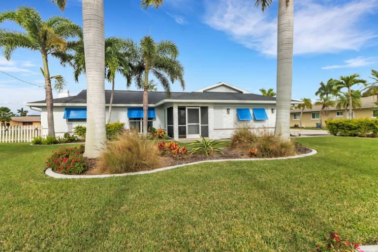Children-friendly villa with grill & private pool | Water view | Pet-friendly — photo 5