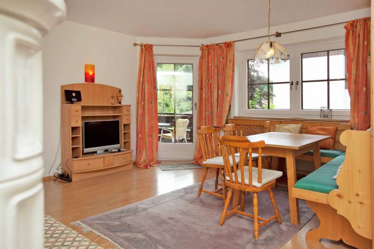 Apartment with yard | Mountain view — photo 4