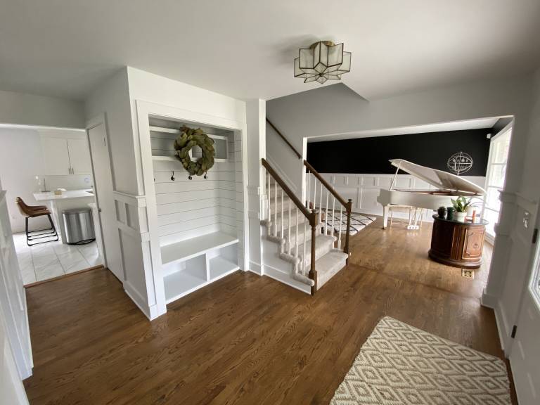House Hunters Creek