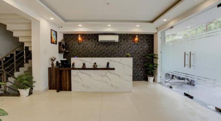 The Paras Studio Serviced Apartments — photo 4