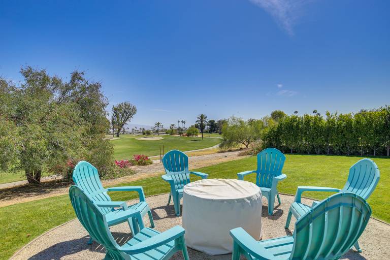 Pet-Friendly Palm Desert Gem w/ Golf Course View — photo 2