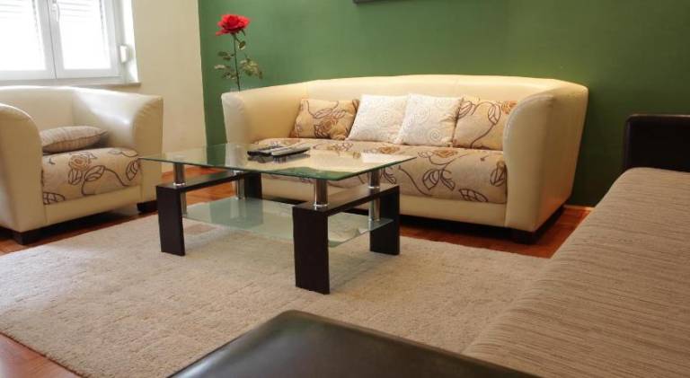 Rental apartment for 5 persons in Zagreb