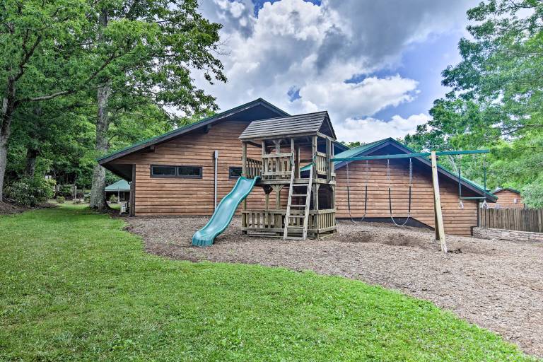Cabin  Linville