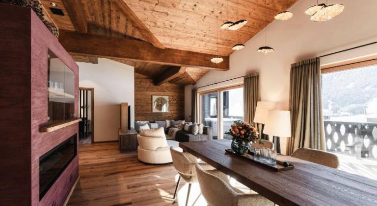 DISTINCTIVE LUXURY DOLOMITI Apartments TERRE71 in Marebbe