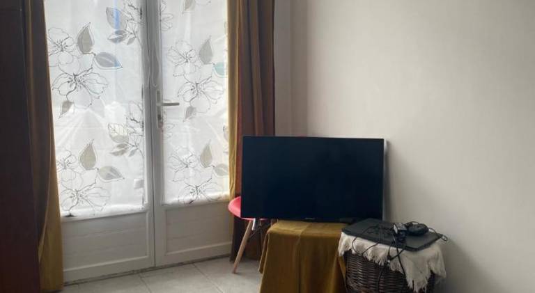 Rental apartment with 2 rooms for 4 persons — photo 2