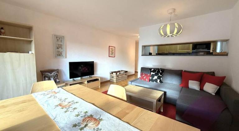 Rental apartment with 2 rooms for 5 persons — photo 2