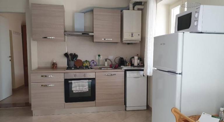 Rental apartment with 2 rooms for 4 persons — photo 4