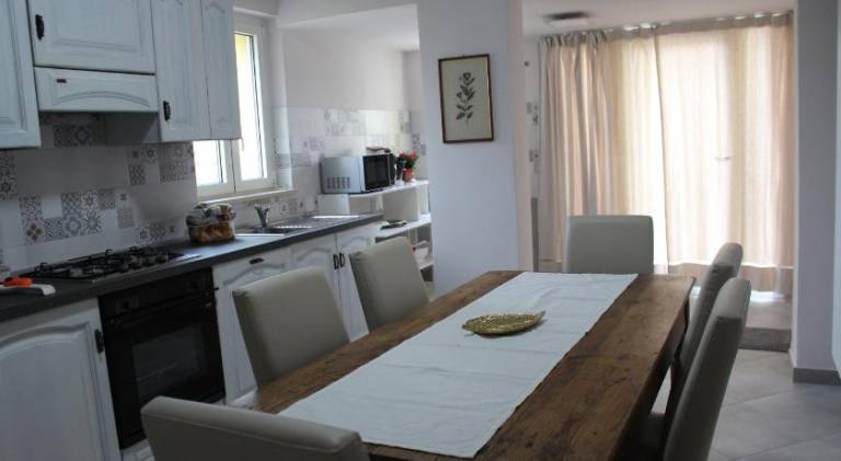 Spacious vacation home | Pets allowed — photo 5
