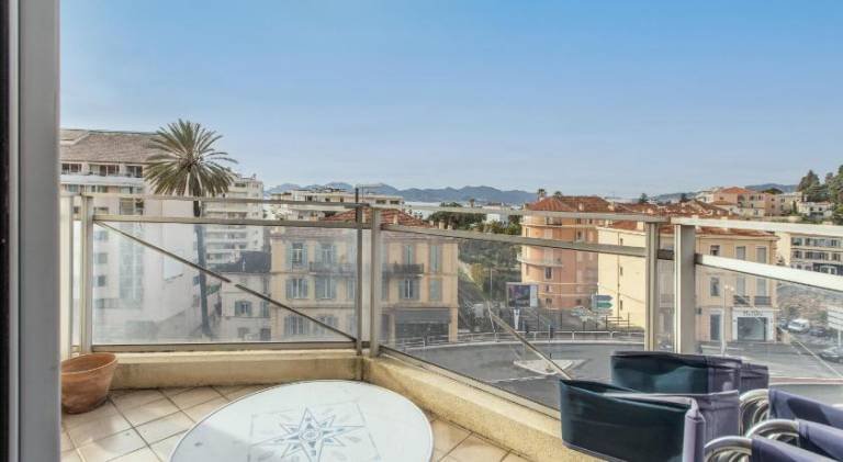 Nice house with terrace | Next to the beach | Perfect for remote work | Pets are welcome — photo 2