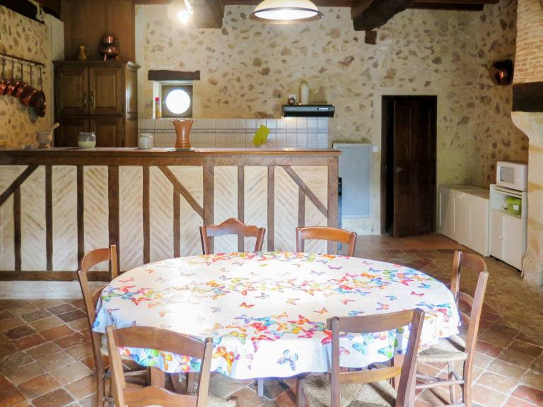 Fully equipped nice house with garden, private pool & BBQ | Pet-friendly — photo 5