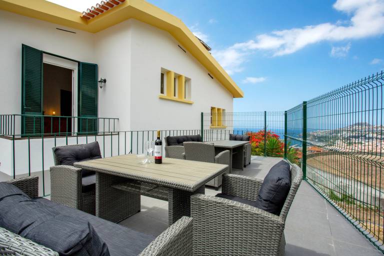 Villa 'Casa Caminho Do Palheiro' with Sea View, Private Terrace and Wi-Fi — photo 5