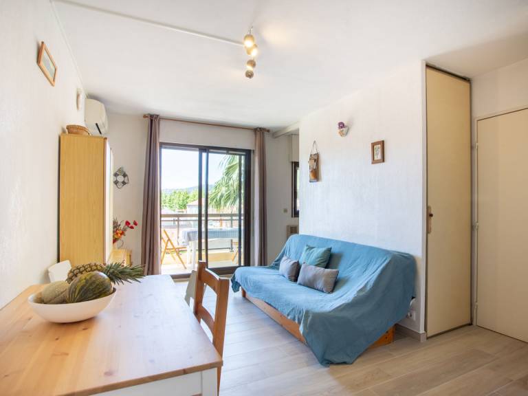 Holiday apartment with 1 room for 4 persons — photo 4