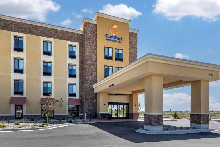 Comfort Inn & Suites Bennett — photo 5