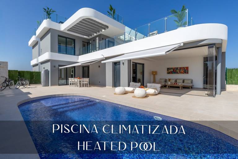 Villa with barbecue, private pool & yard | Garden view — photo 3