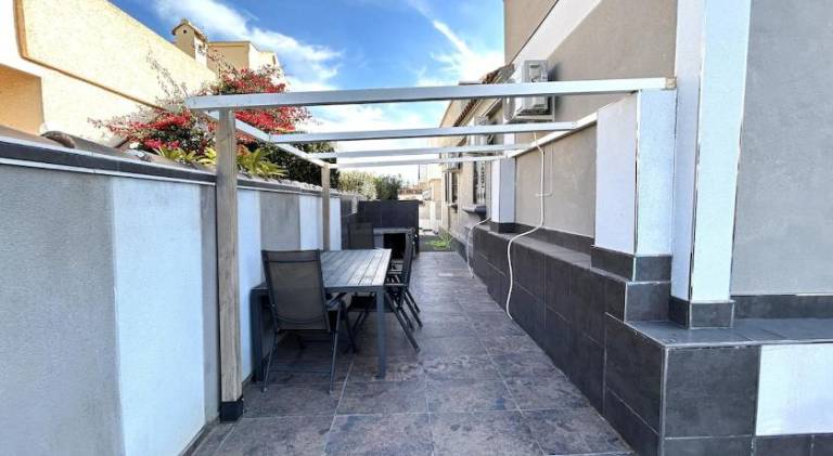 Beautiful villa with pool | Pets allowed — photo 3