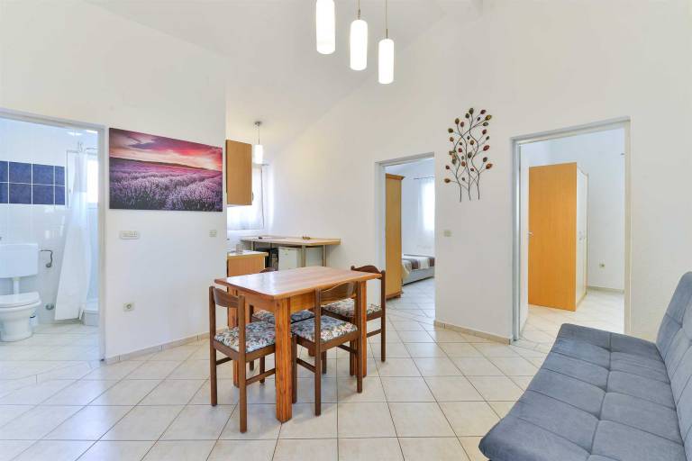 Family-friendly holiday apartment with terrace & barbeque | Pets allowed — photo 4