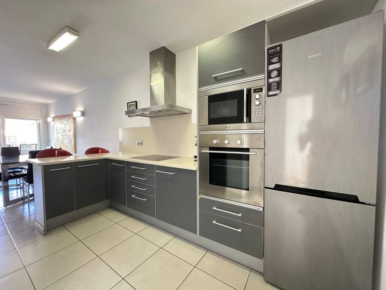 Fully equipped holiday apartment | Beach nearby | Pets are welcome in Roses