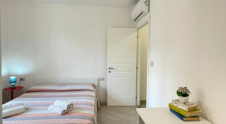 Rental apartment with 3 rooms for 6 persons in Stintino