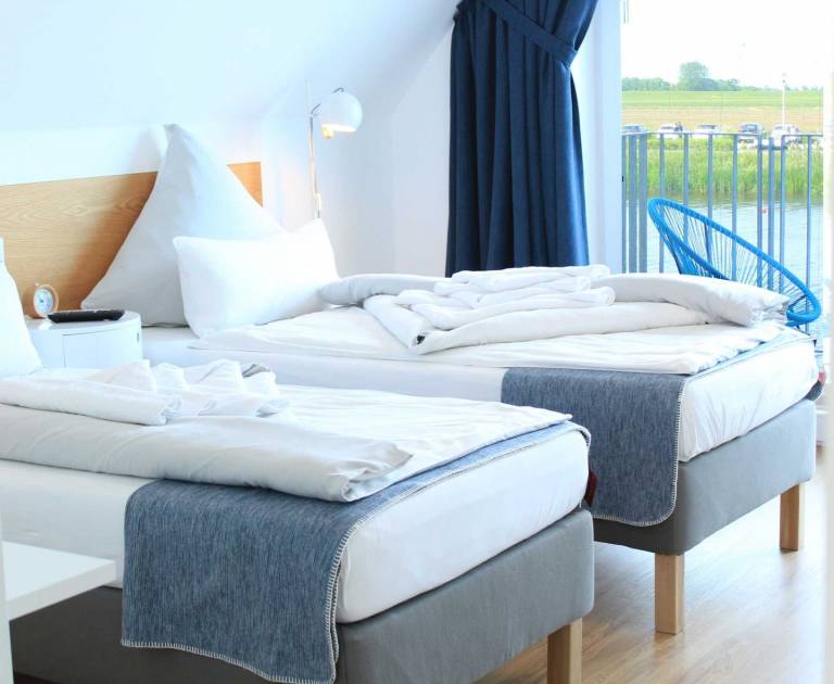 Ferienhaus Seeperle Traumblick: Ihr Rückzugsort am Fluss in Harlesiel — photo 5