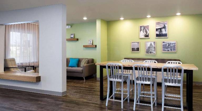 Woodspring Suites Houston IAH Airport — photo 3