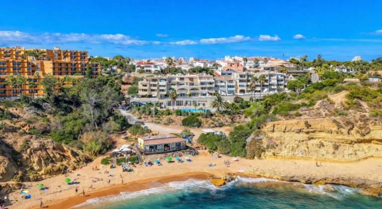 Ocean Bliss - Panoramic Sea View - 20m to Beach - 2 Swimming Pools - Private Parking in Albufeira